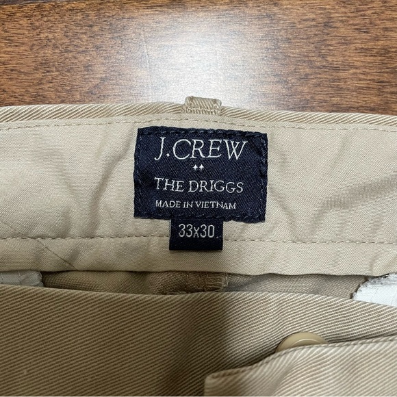 J Crew khaki / tan colored men’s pants size 33 waist and 30 inseam. - Picture 3 of 3